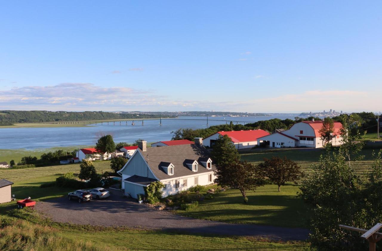Bed & Breakfast, Gite La Princesse Des Champs Saint-Jean-de-Boischâtel Esterno foto